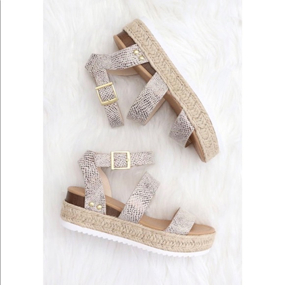 Soda Shoes - HP BEST IN SHOES Snake print espadrille sandal